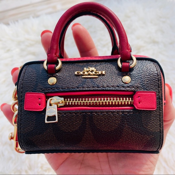 Coach Rowan Coin Case In Blocked Charm Keychain - Picture 1 of 8